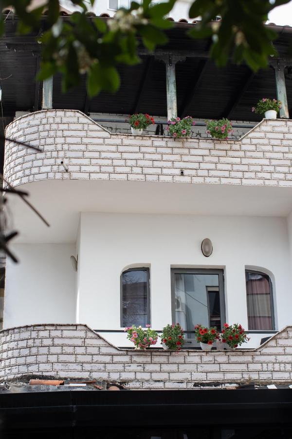 Vila Sanremo Tirana Exterior photo